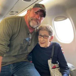 Man Gives Up His First-Class Seat To 88-Year-Old Stranger, Bringing Her To Tears