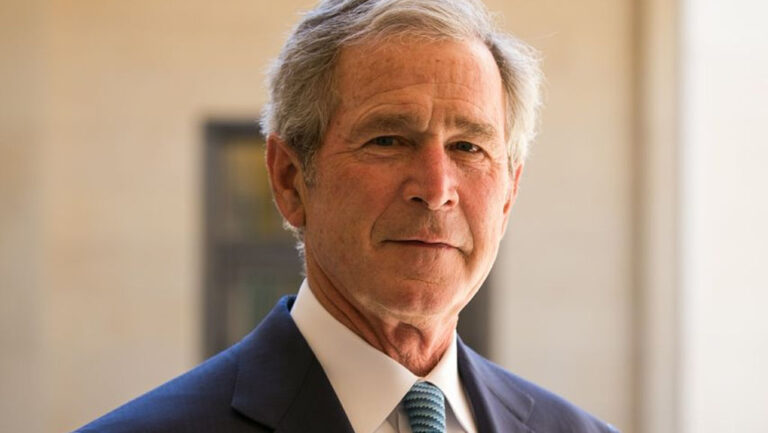 GEORGE W. BUSH UNDERWENT BACK SURGERY!