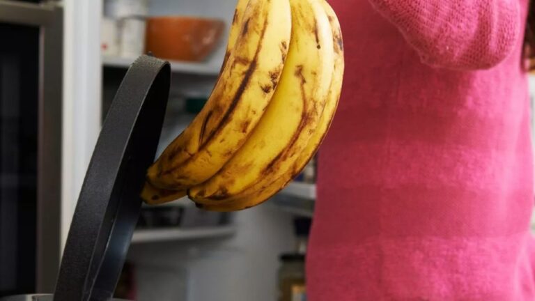 What supermarkets don’t tell you about bananas