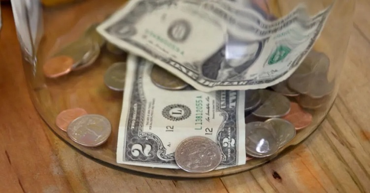 Man Takes Stand Against Over-Tipping: “You Don’t Get 25% For Just Doing Your Job”