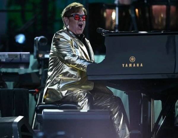 Farewell Yellow Brick Road Tour: Elton John Retires from Touring