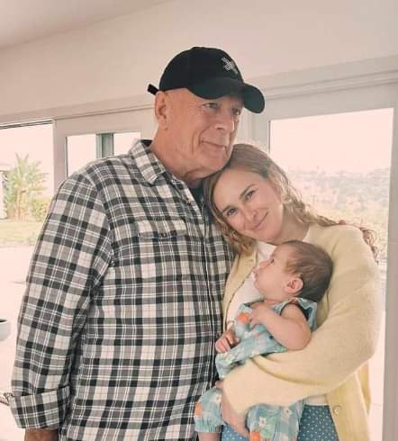 Experience the heartwarming moments of Bruce Willis with his daughter, now shared online!